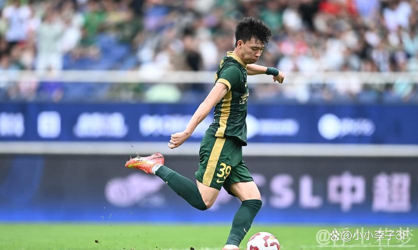 浙江队补时头球扳平,2-2逼平上海海港 浙江队补时头球扳平,2-2逼平上海海港