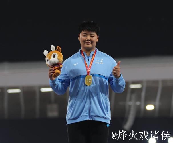 中国链球新星张家乐:期待站上奥运最高领奖台 中国链球新星张家乐:期待站上奥运最高领奖台